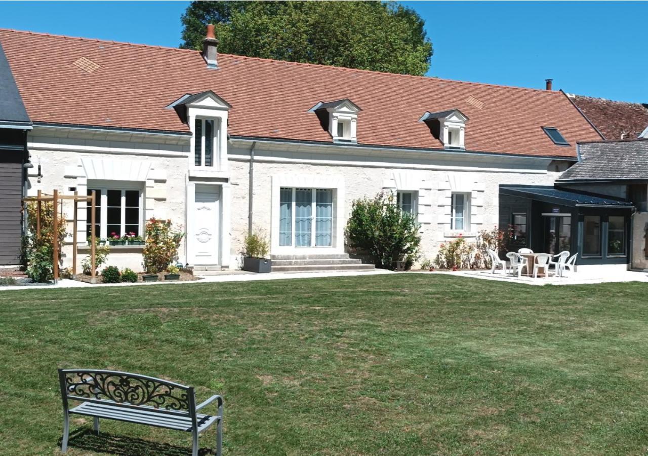 Sur La Route Des Chateaux Guest house *